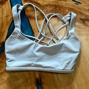 Lululemon sports bra